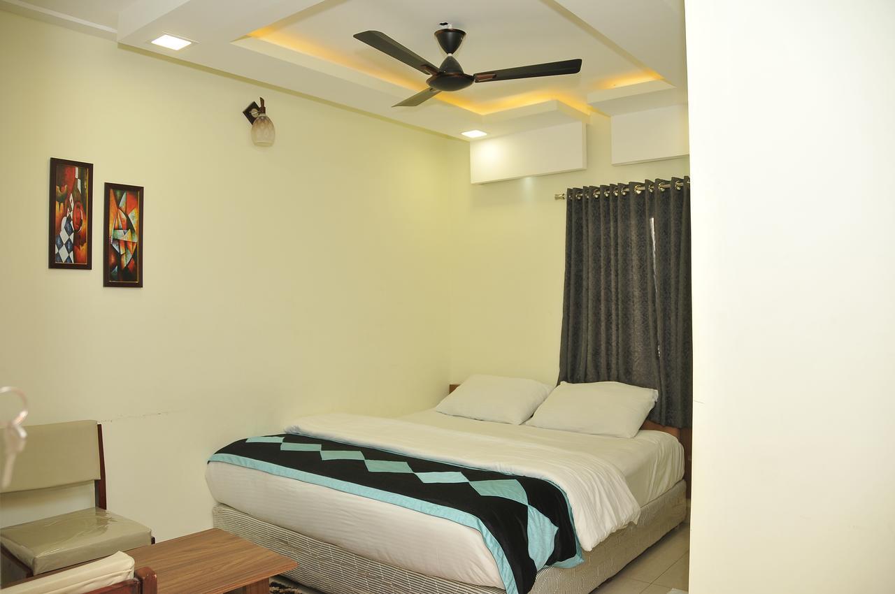 Hotel Pasupala Grand Anantapur Exterior foto